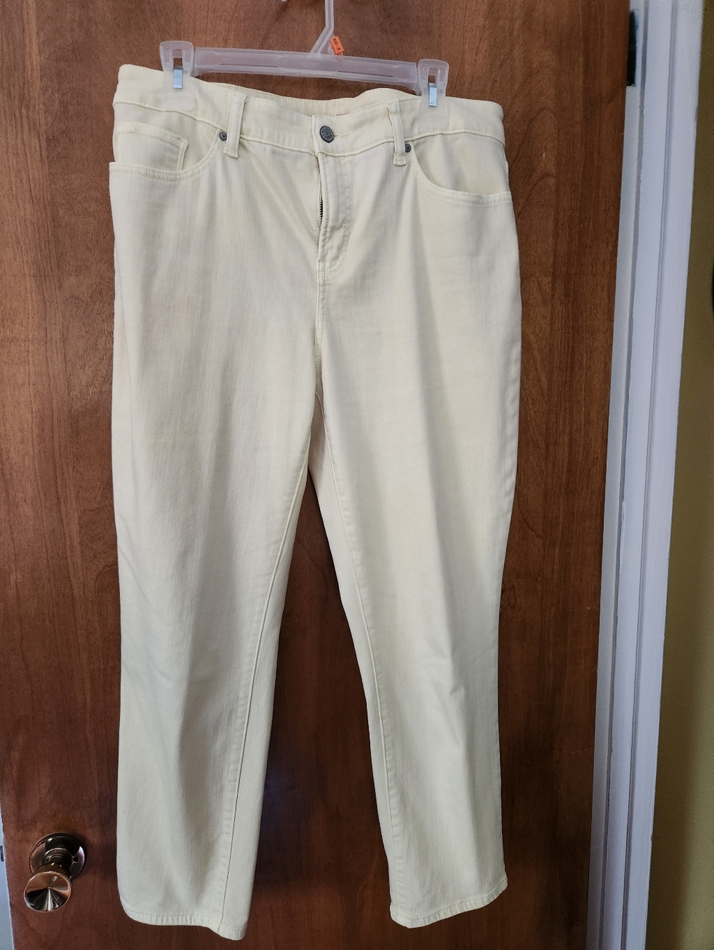 Pale Yellow So Slimming Crop Pants